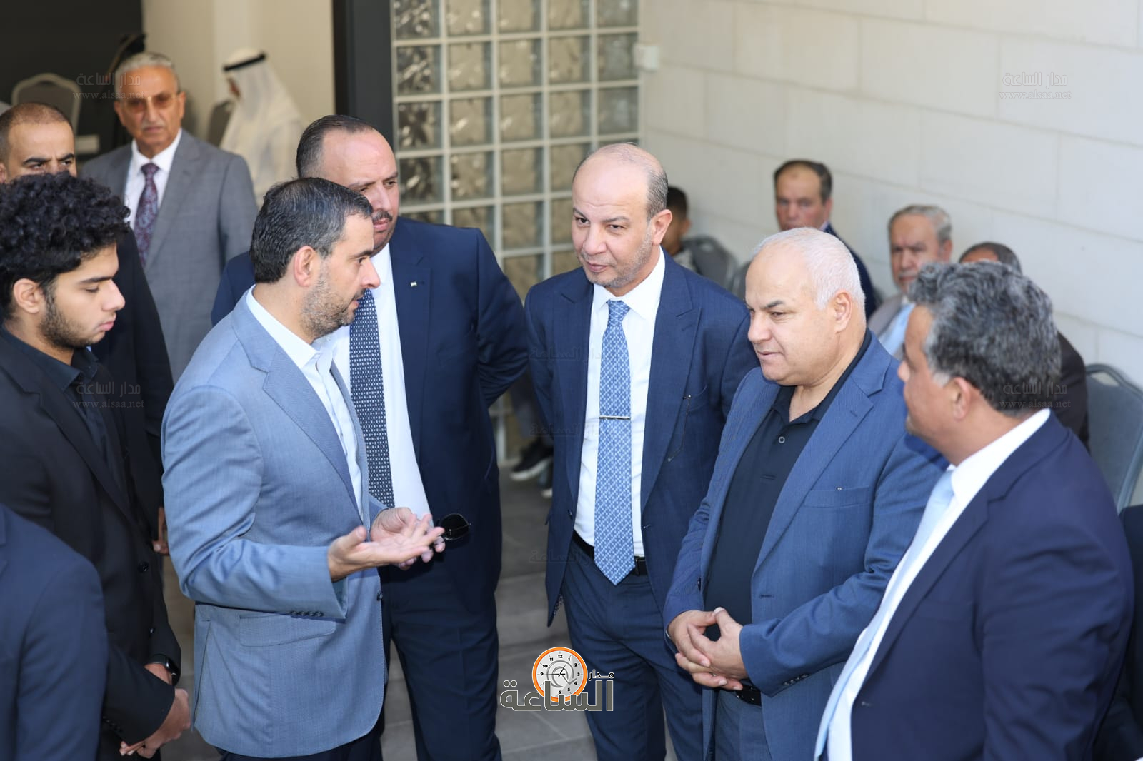 Madar Al-Saa Images 0.03767367403340227