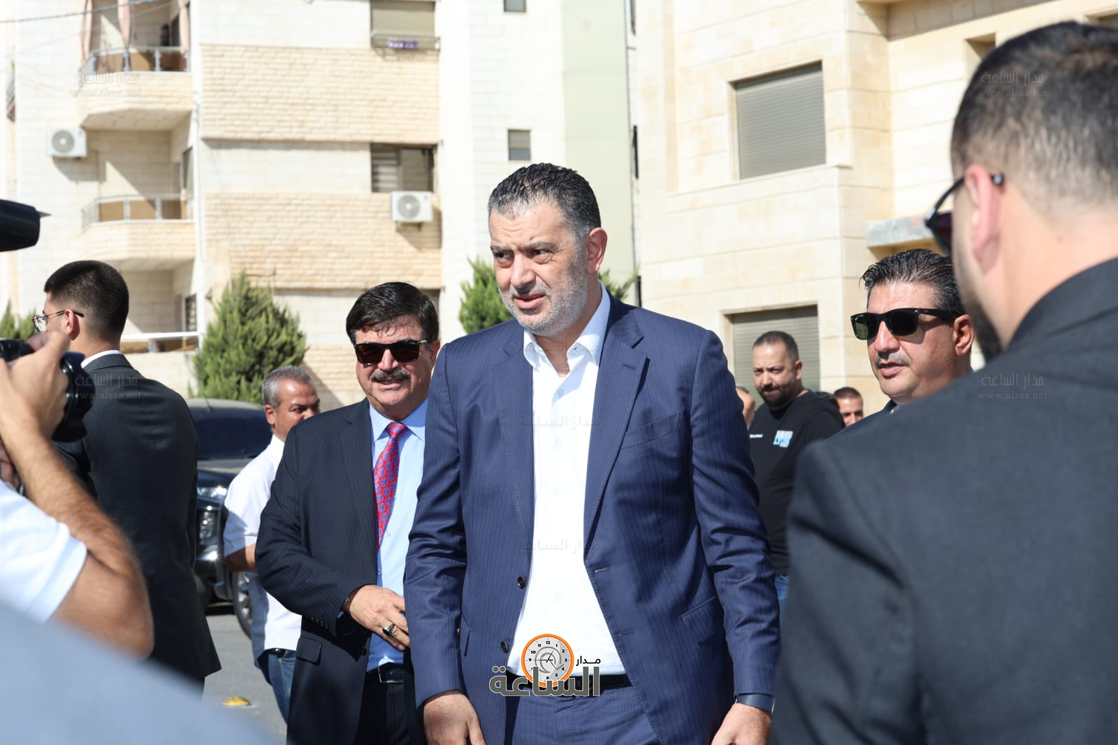 Madar Al-Saa Images 0.8818900345629037