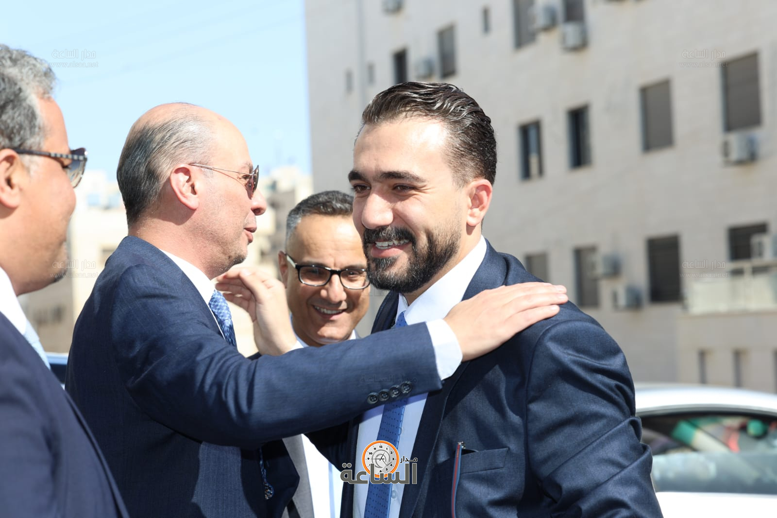 Madar Al-Saa Images 0.10147661584061907