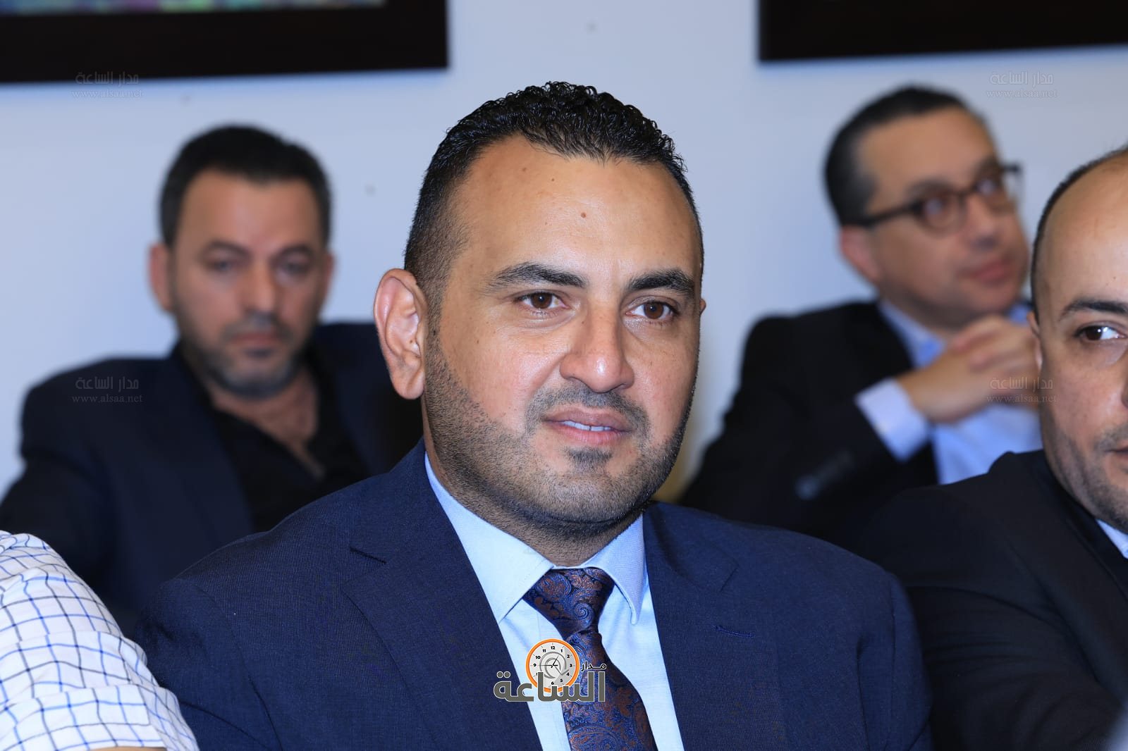 Madar Al-Saa Images 0.565439116237026