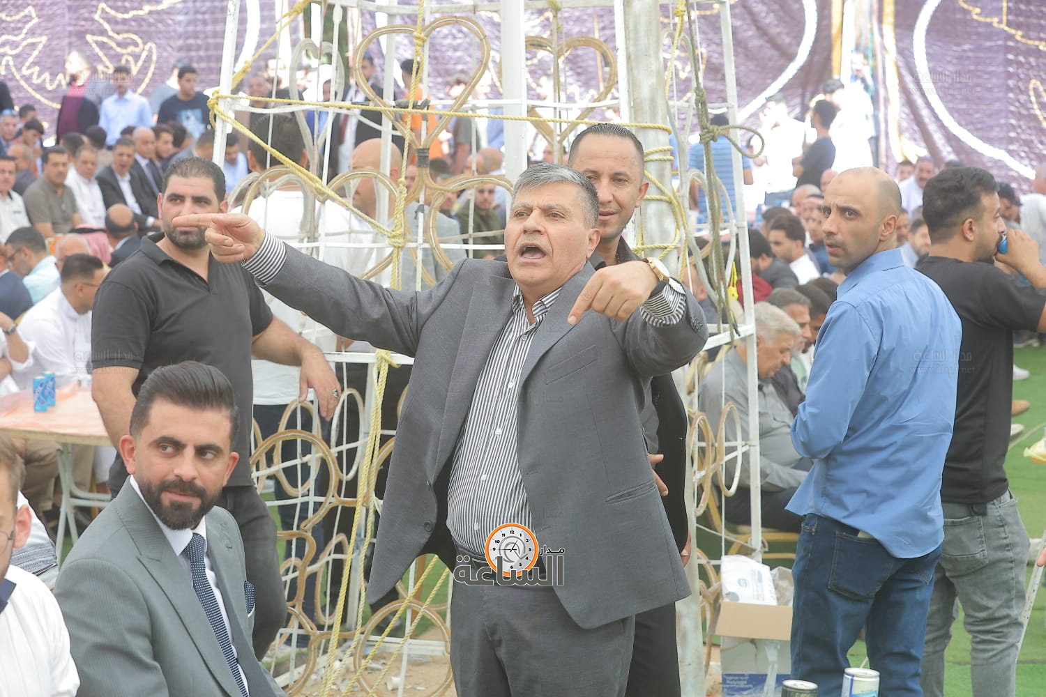 Madar Al-Saa Images 0.05417659621601867