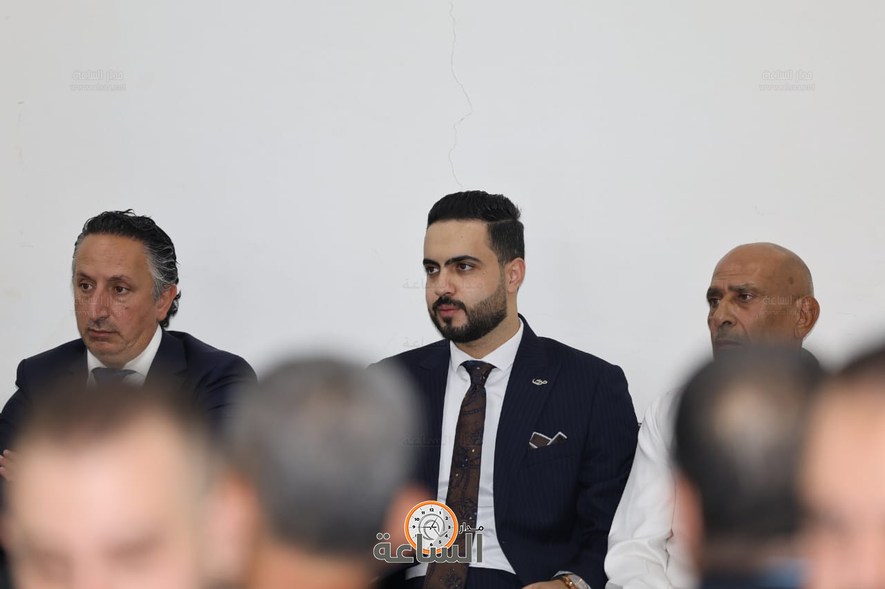 Madar Al-Saa Images 0.3282865087536022