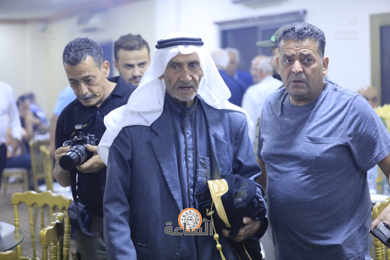 Madar Al-Saa Images 0.854515687347542