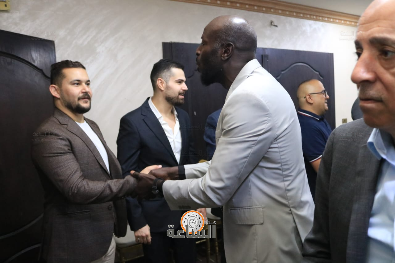 Madar Al-Saa Images 0.016352241344501084