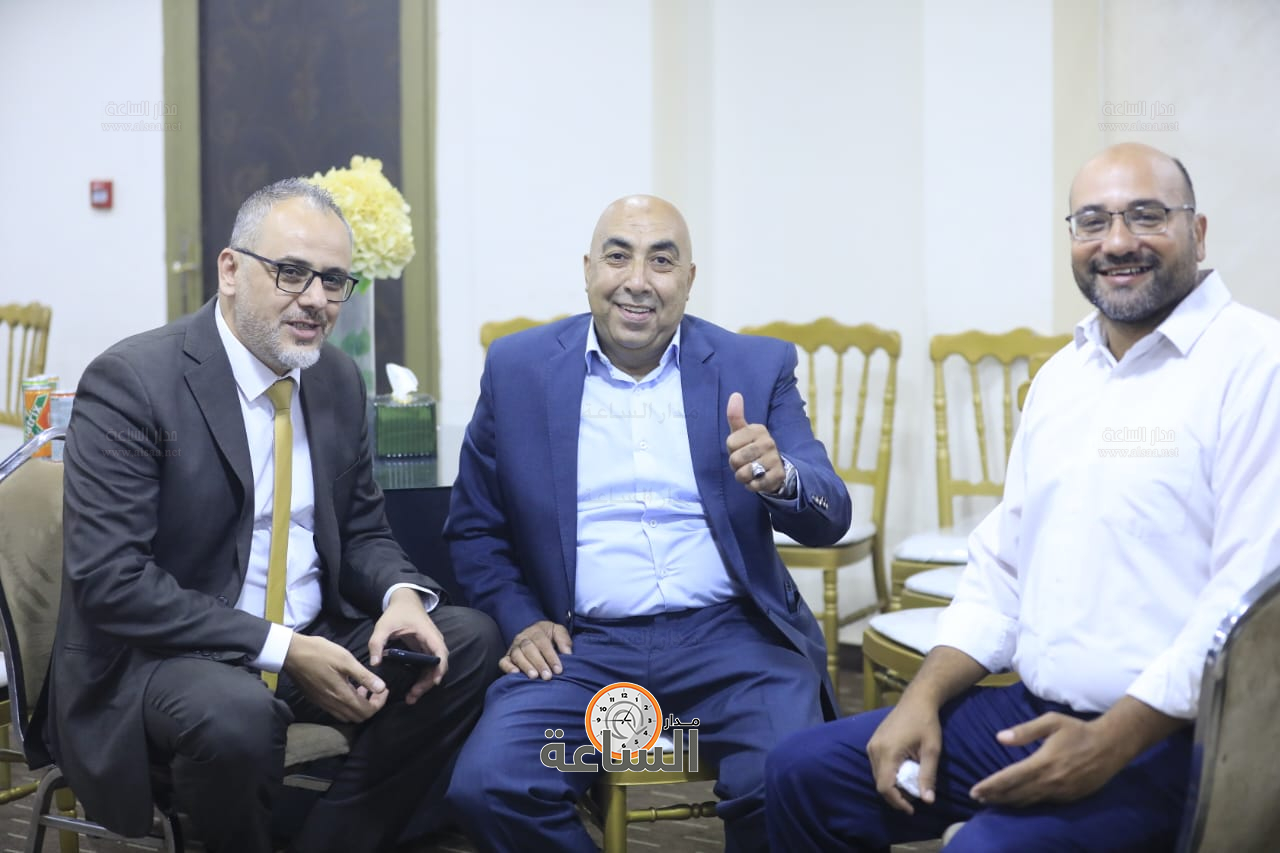 Madar Al-Saa Images 0.9818190038312443