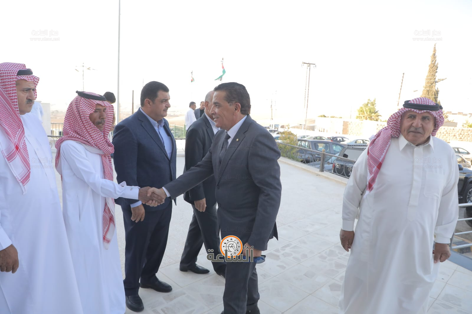 Madar Al-Saa Images 0.9731377110878885