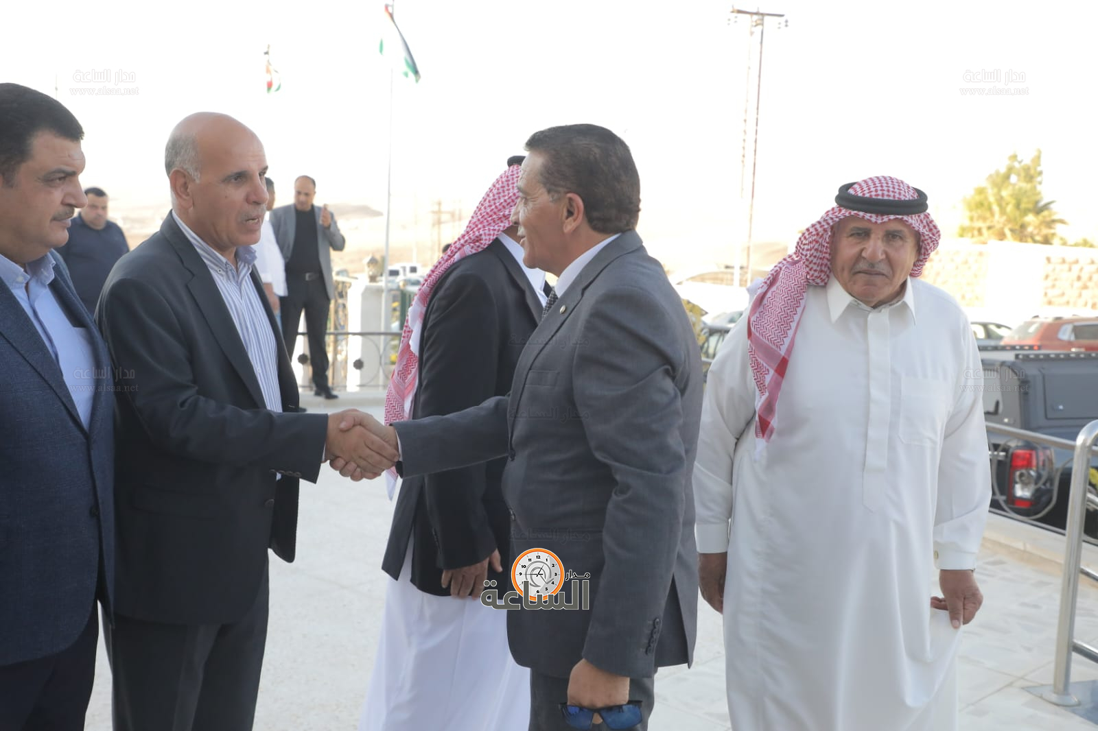 Madar Al-Saa Images 0.10000596708669907