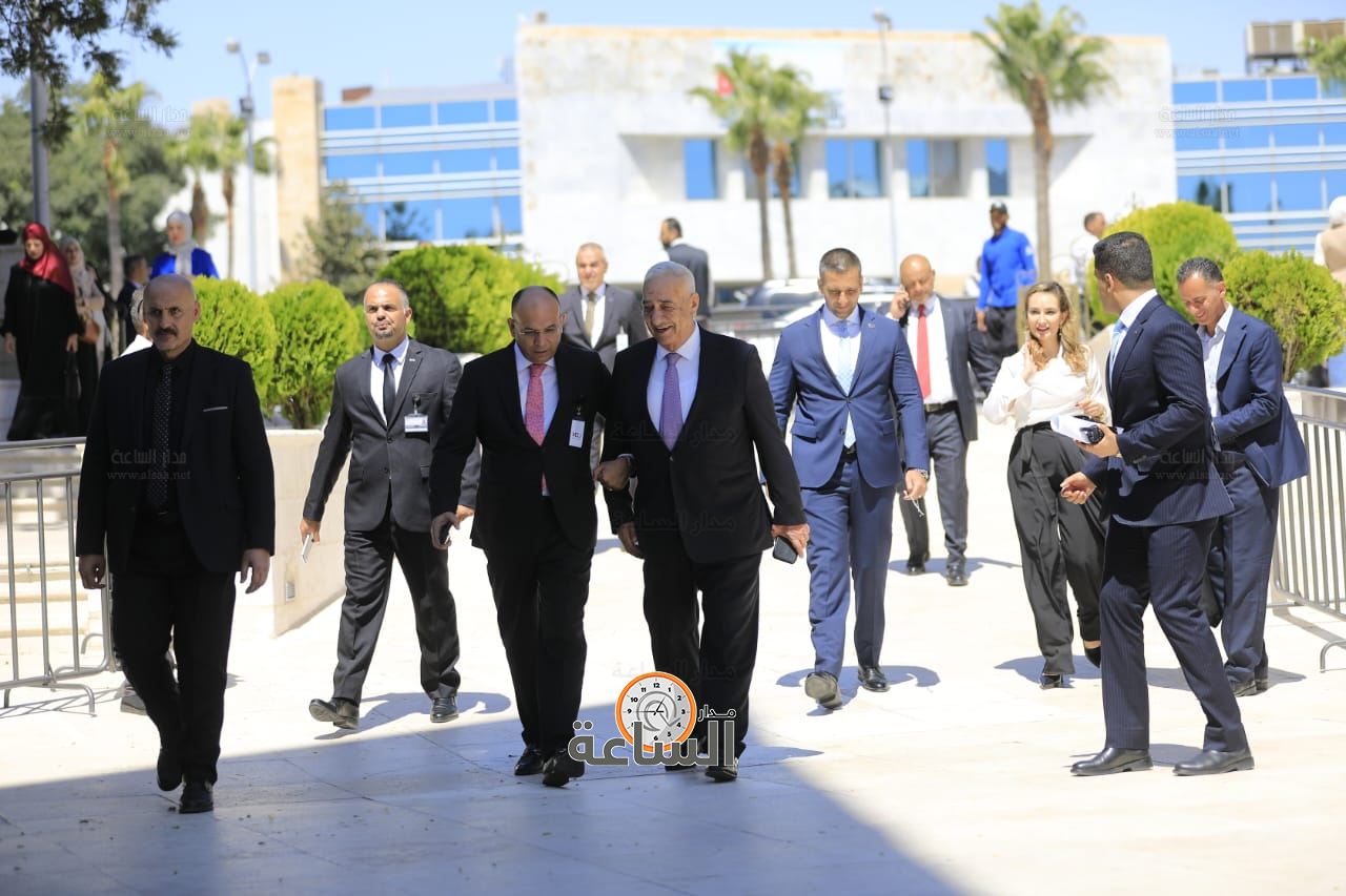 Madar Al-Saa Images 0.7294195894876491