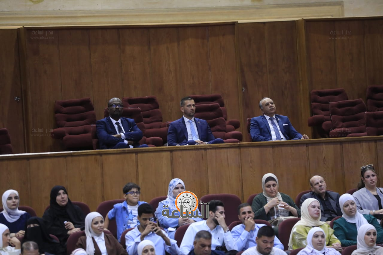 Madar Al-Saa Images 0.7941045790603967