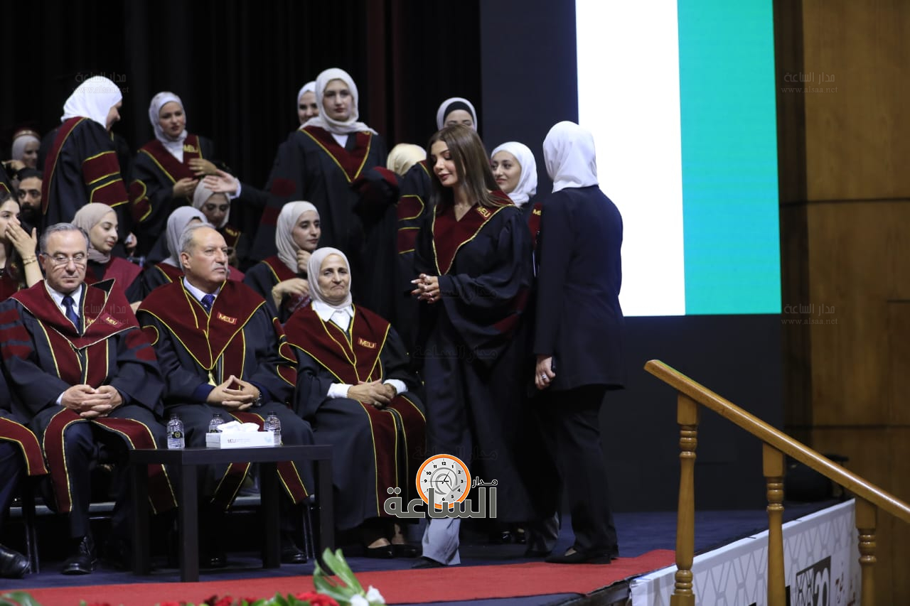 Madar Al-Saa Images 0.2432690772051621