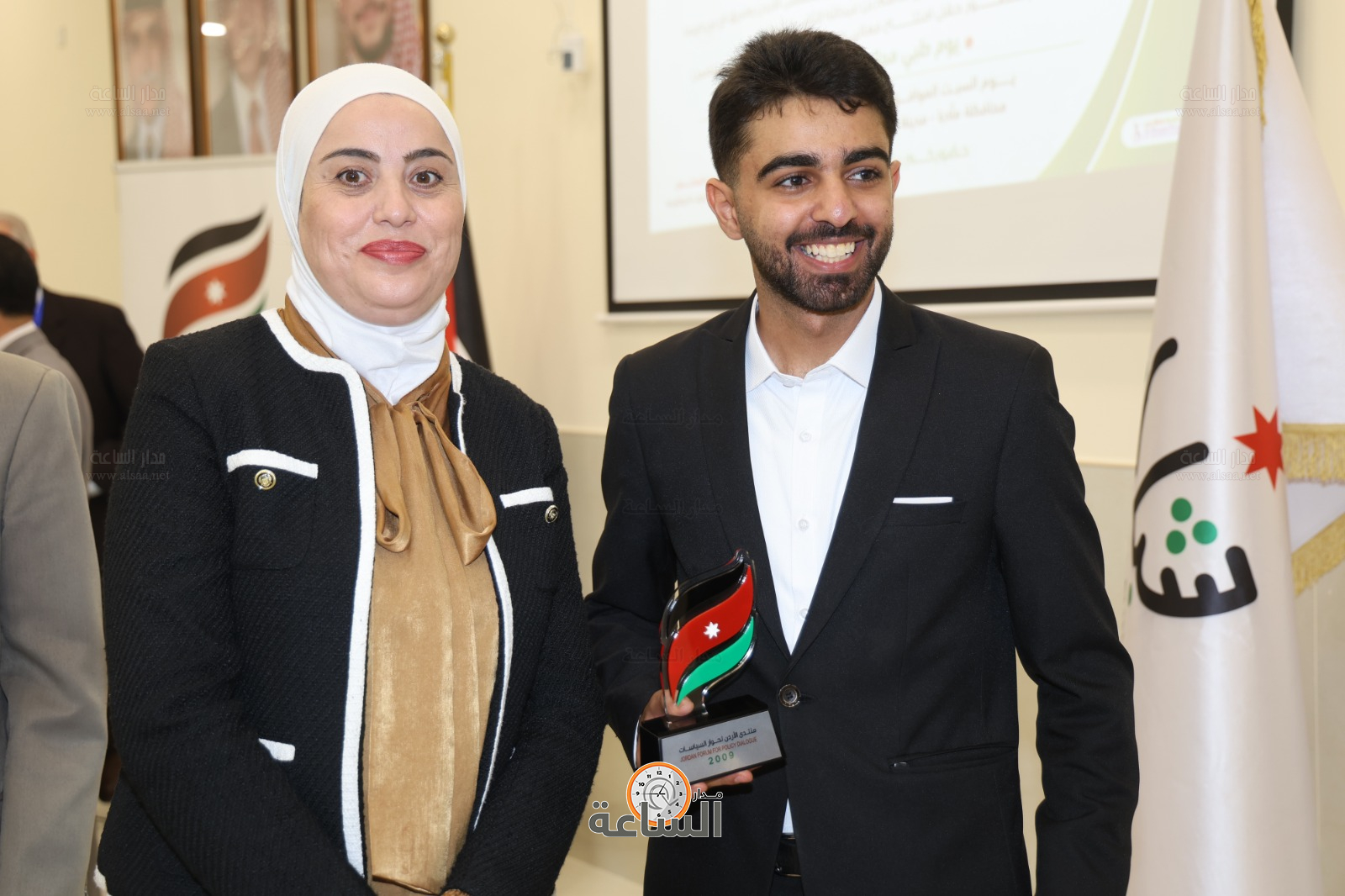 Madar Al-Saa Images 0.9177140872371312