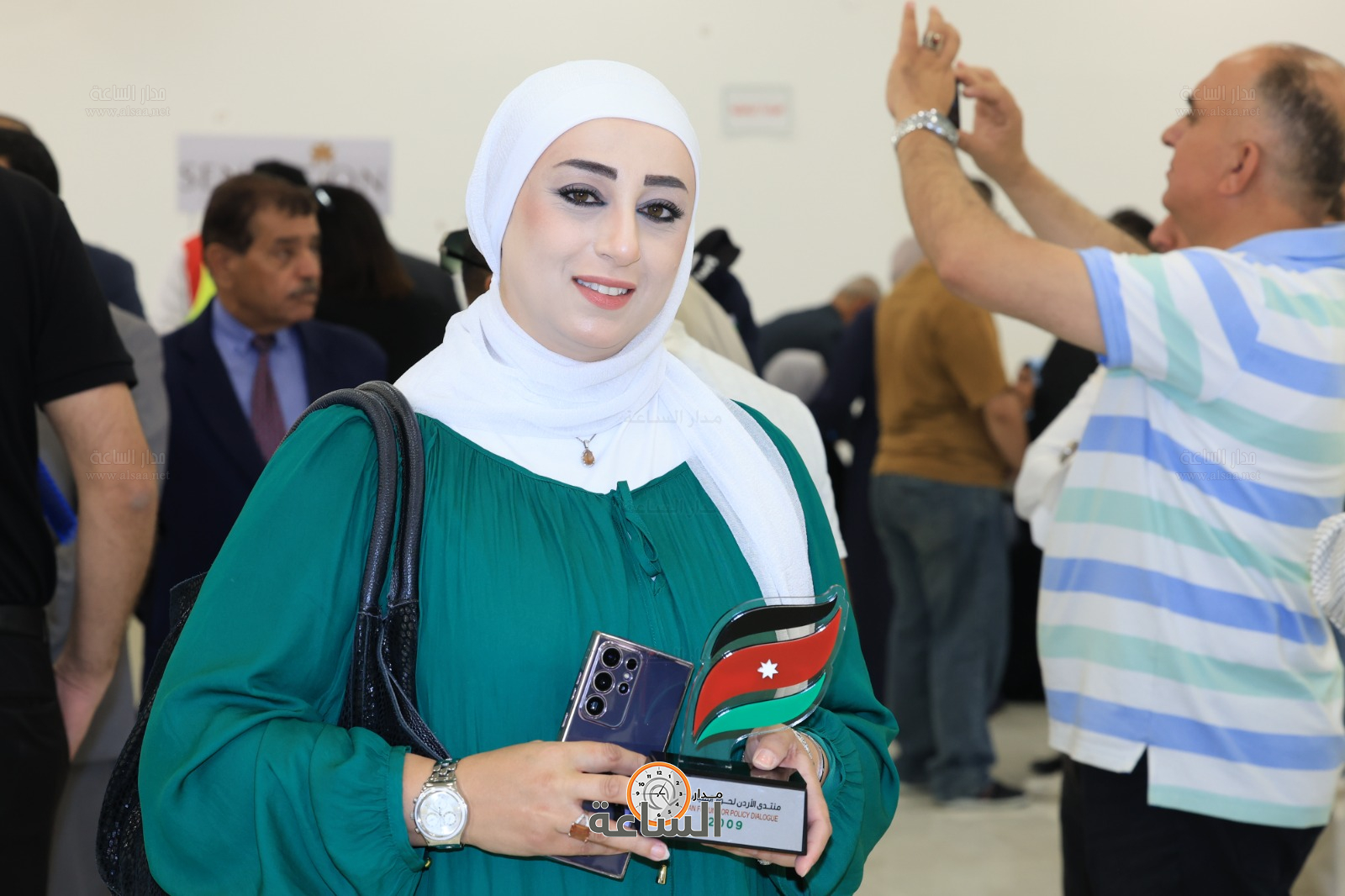 Madar Al-Saa Images 0.8130222518015032