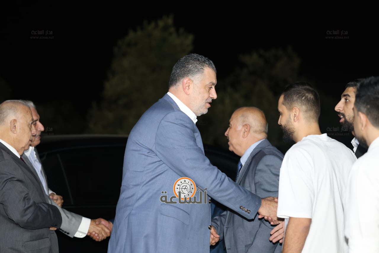 Madar Al-Saa Images 0.17102640953975667