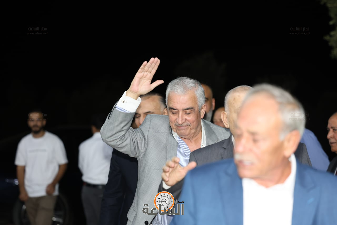 Madar Al-Saa Images 0.1684026634889897