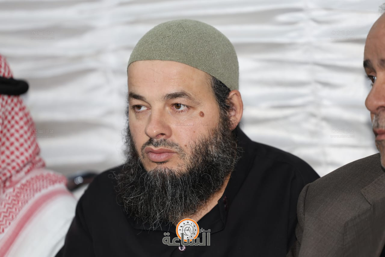 Madar Al-Saa Images 0.04765411091424521