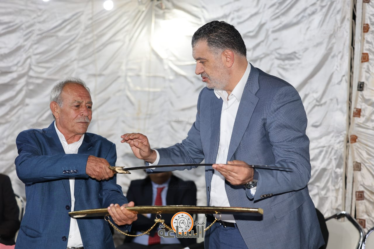 Madar Al-Saa Images 0.7118889993162585