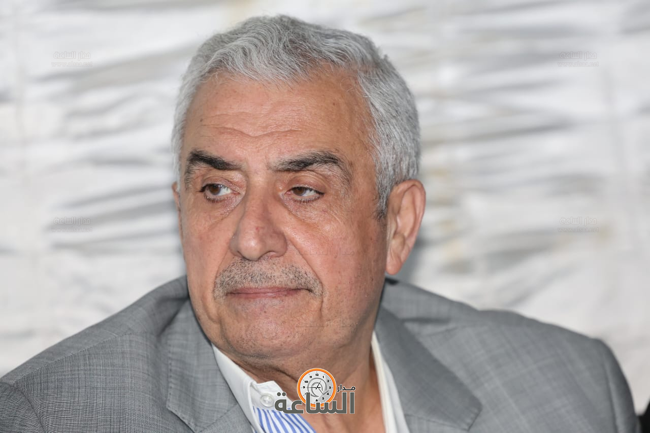 Madar Al-Saa Images 0.7913446164907882