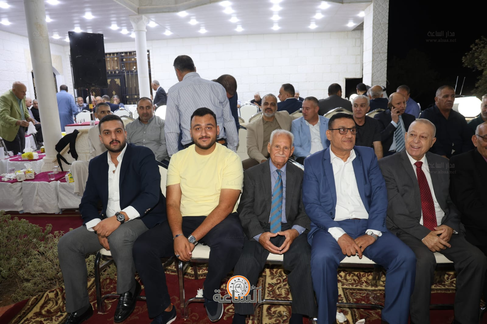 Madar Al-Saa Images 0.905740635620605