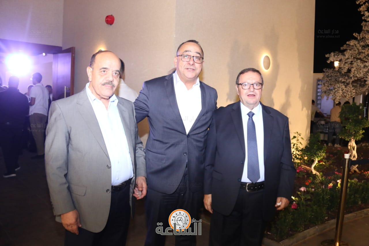 Madar Al-Saa Images 0.5423338244512297