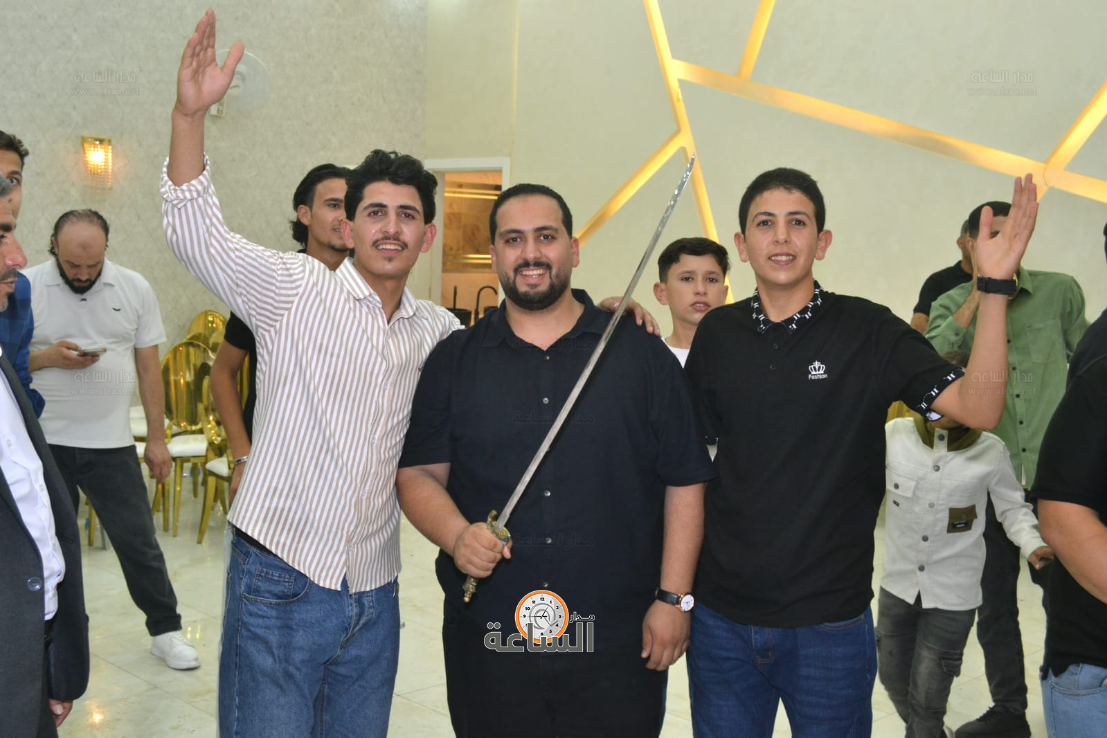 Madar Al-Saa Images 0.7479027813348127