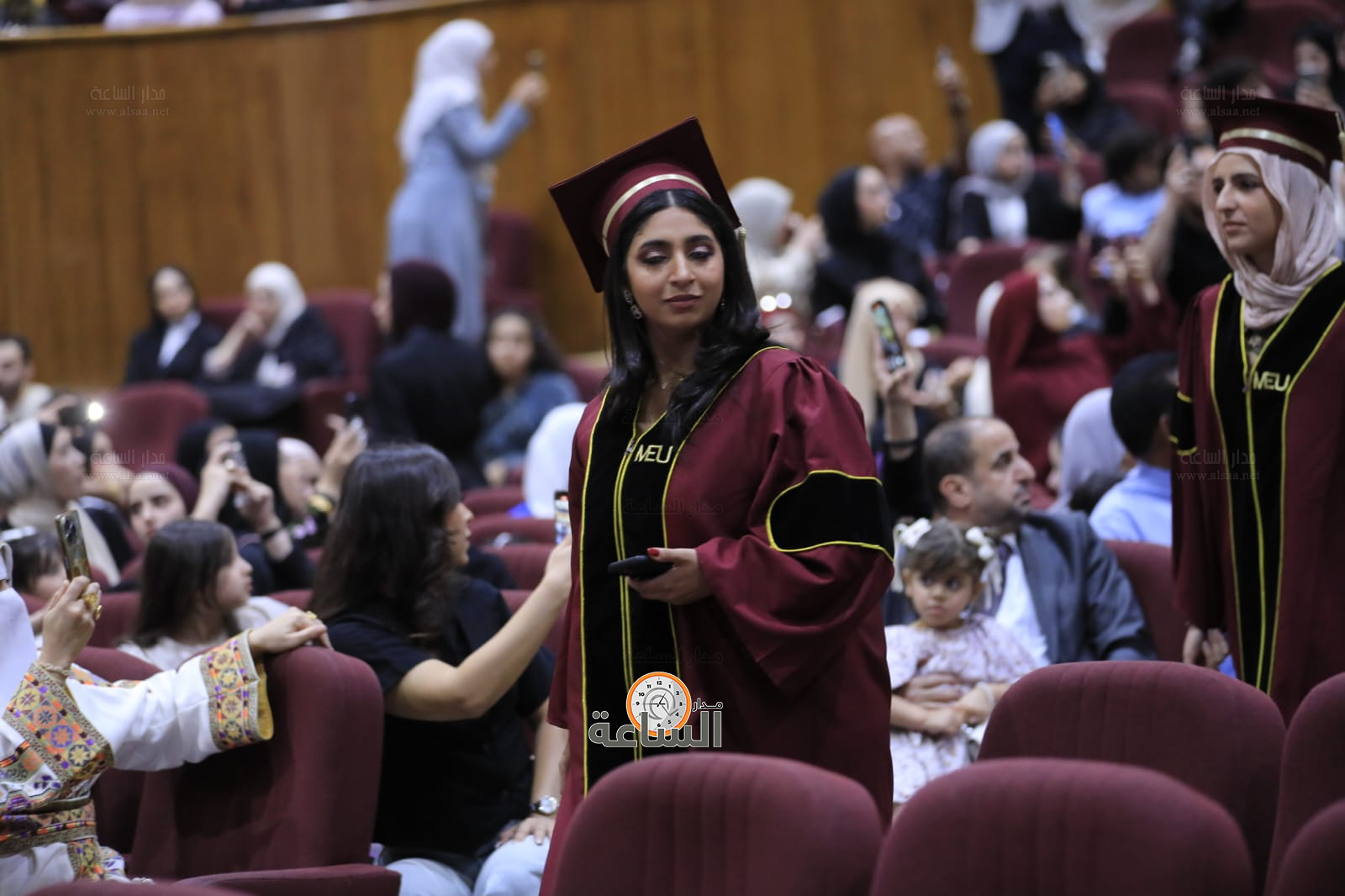 Madar Al-Saa Images 0.6055023947614873