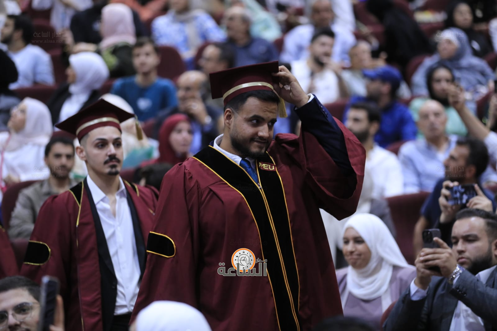 Madar Al-Saa Images 0.6759491116234521