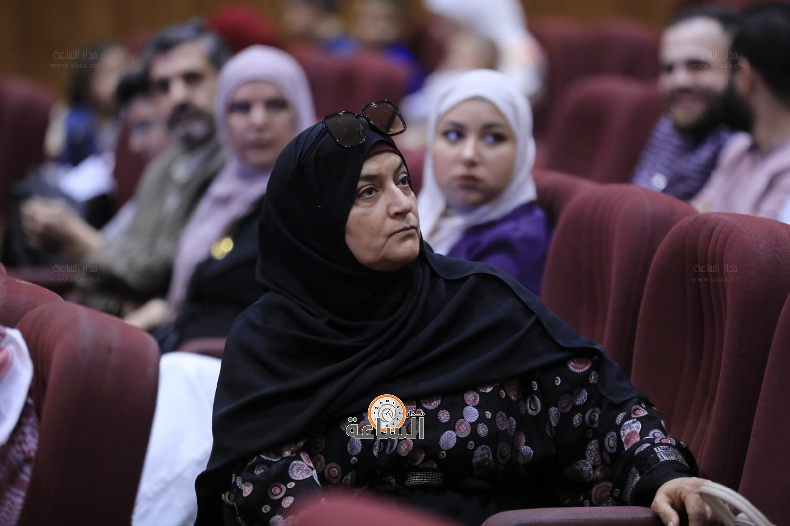 Madar Al-Saa Images 0.1255049255954238