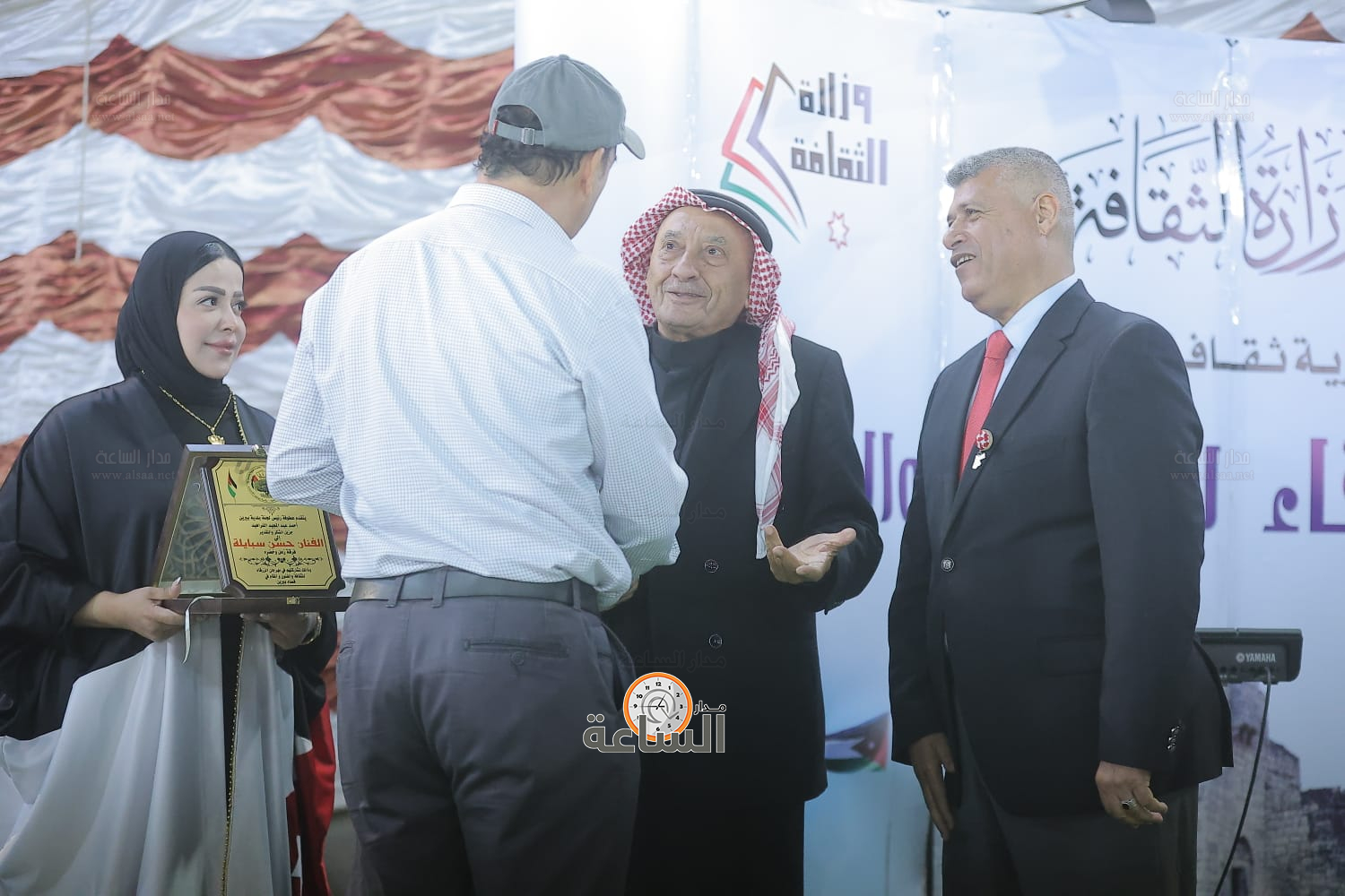 Madar Al-Saa Images 0.5813631653460575