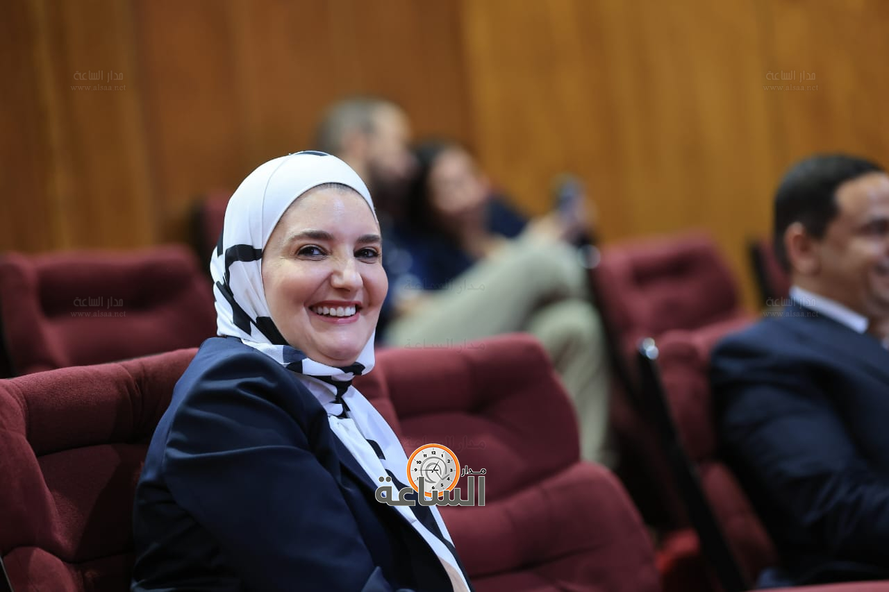 Madar Al-Saa Images 0.049455257438762