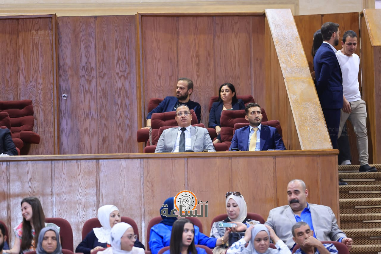 Madar Al-Saa Images 0.683930840682258