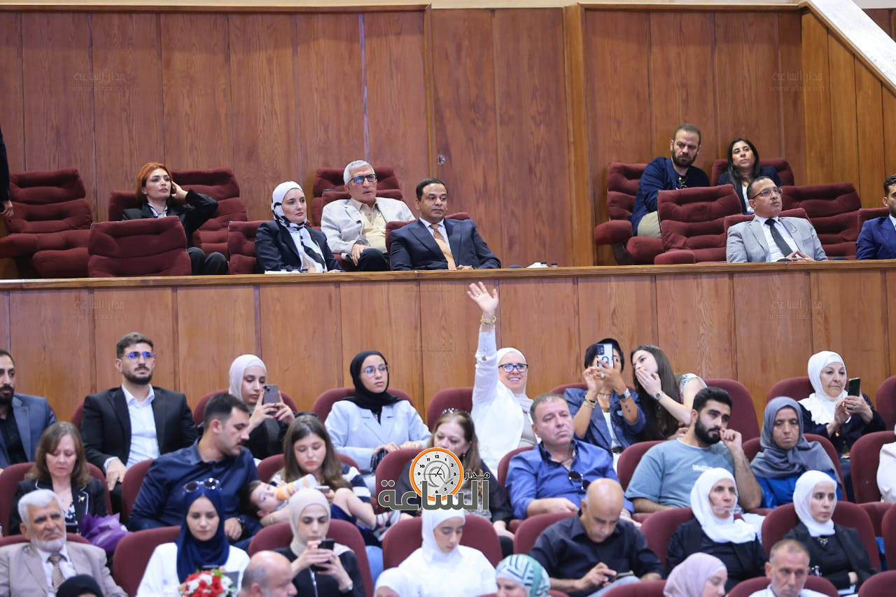 Madar Al-Saa Images 0.7442686210009526