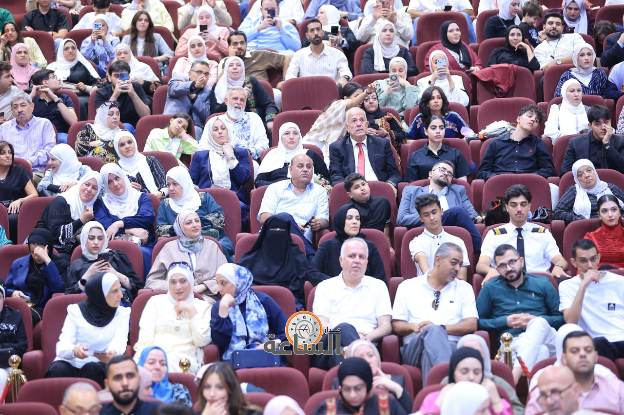 Madar Al-Saa Images 0.0033386472549448154