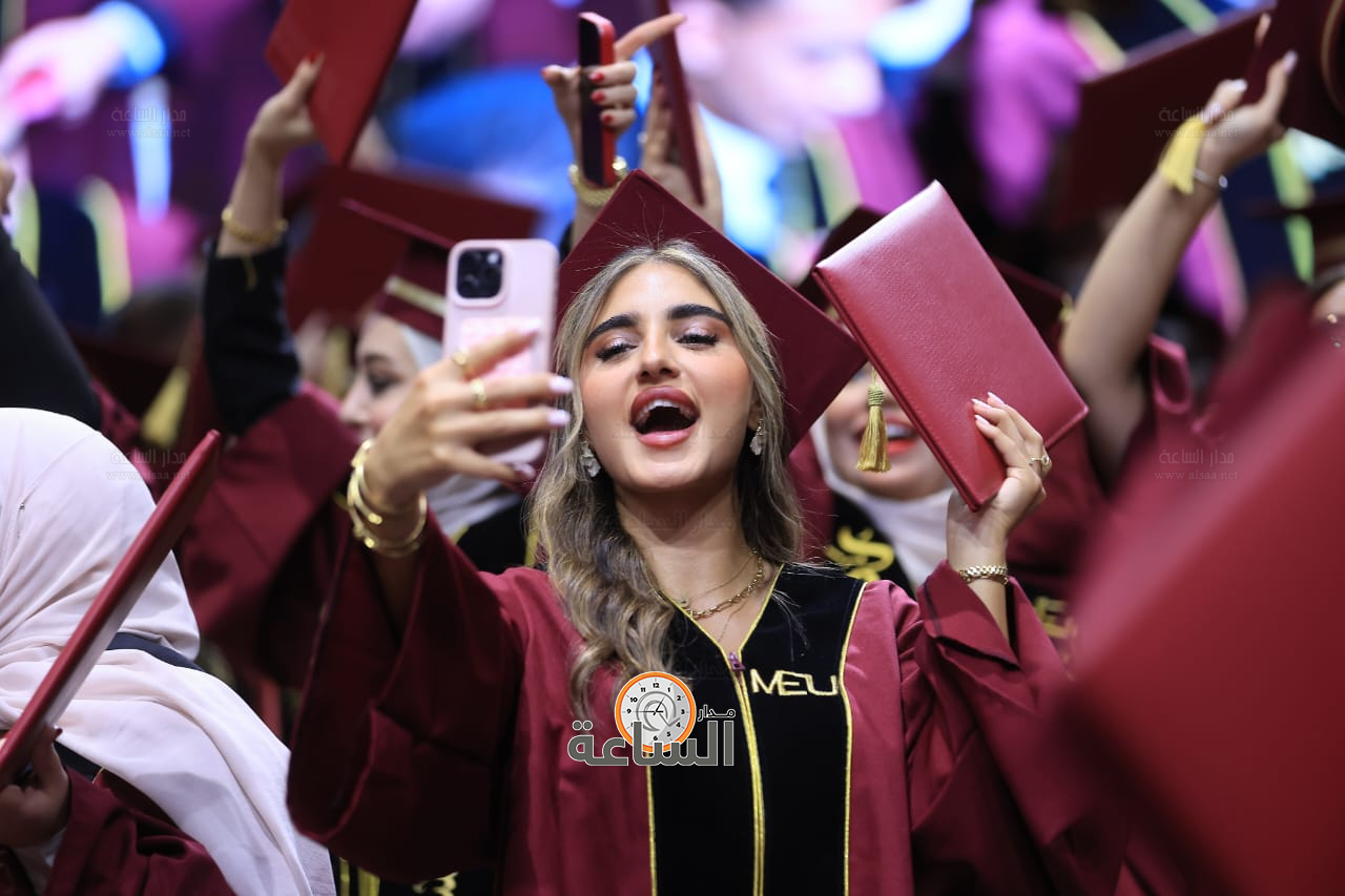 Madar Al-Saa Images 0.6786321971944699