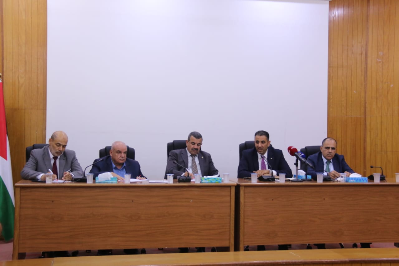 Madar Al-Saa Images 0.43614730463425255