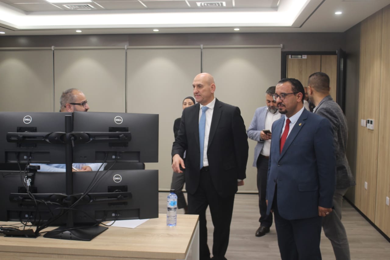 Madar Al-Saa Images 0.40944335731957315