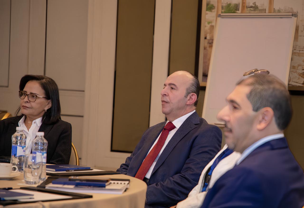 Madar Al-Saa Images 0.6360882438796199