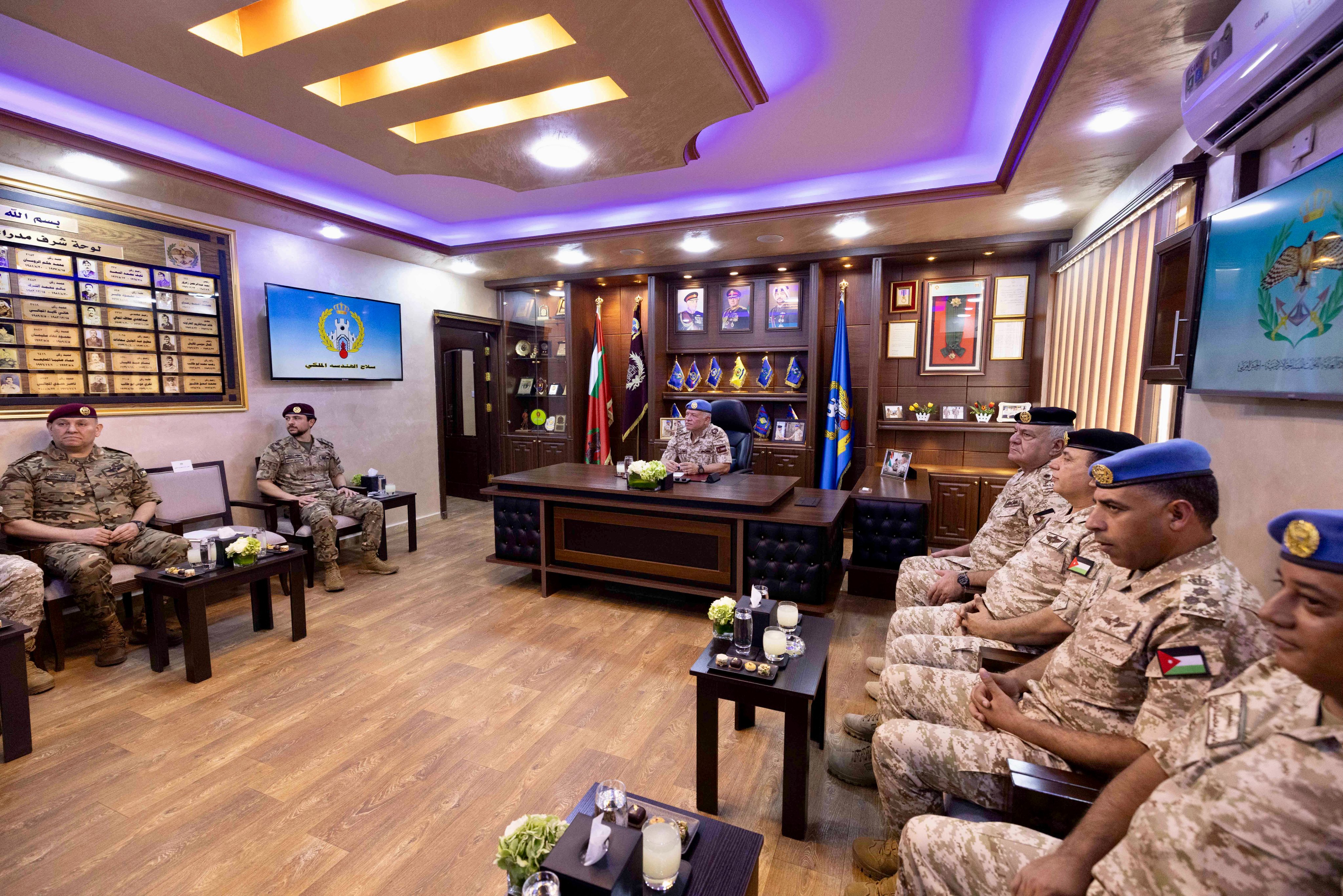 Madar Al-Saa Images 0.6826230237910375