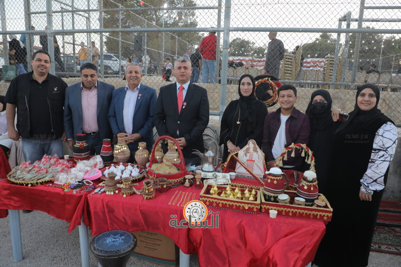 Madar Al-Saa Images 0.8634077788116219