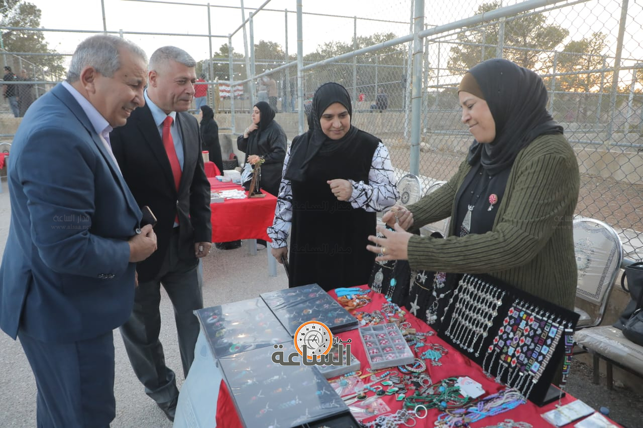 Madar Al-Saa Images 0.7396703021080747