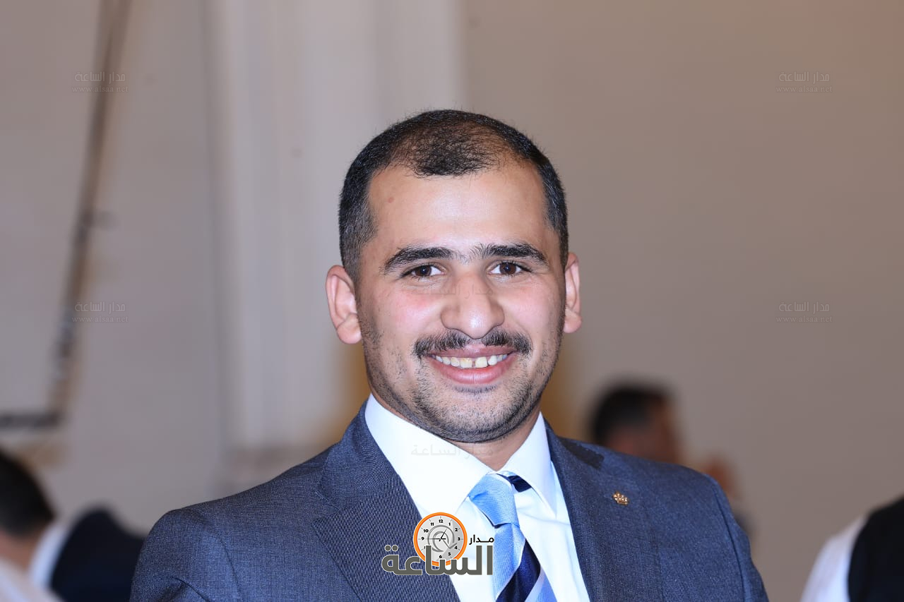 Madar Al-Saa Images 0.999566064254009