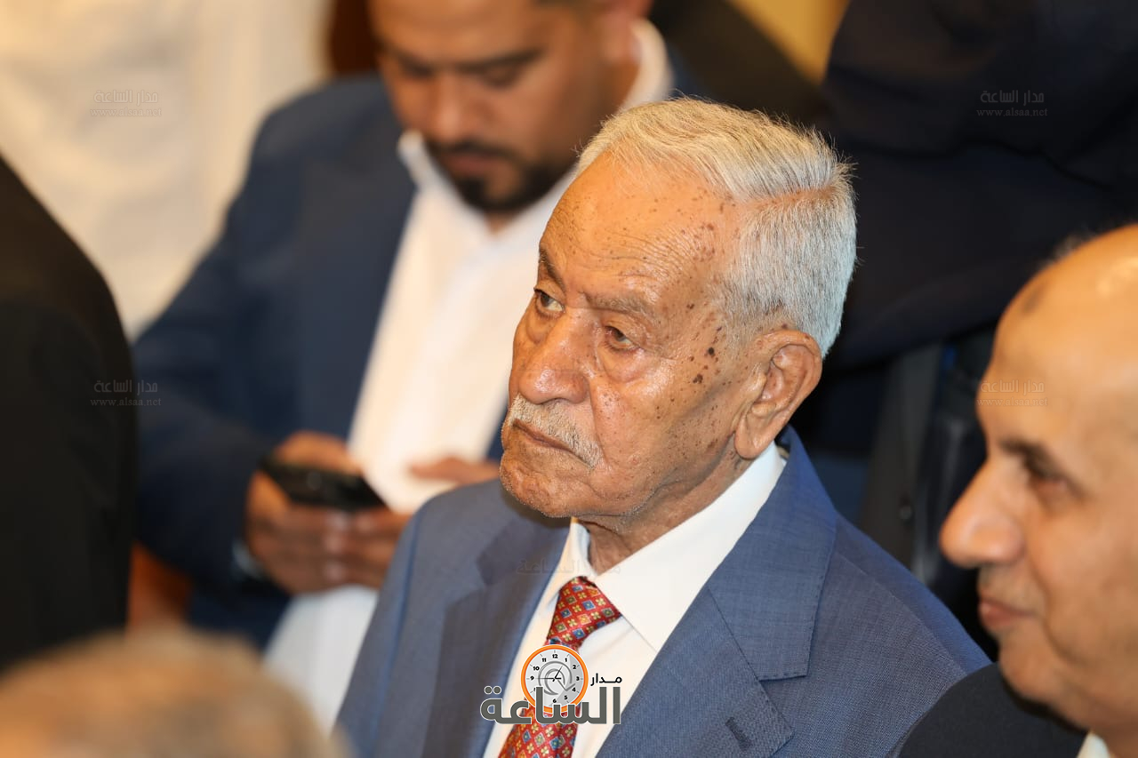 Madar Al-Saa Images 0.016784342665444818