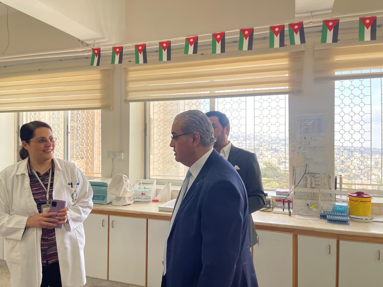 Madar Al-Saa Images 0.9274069055050707