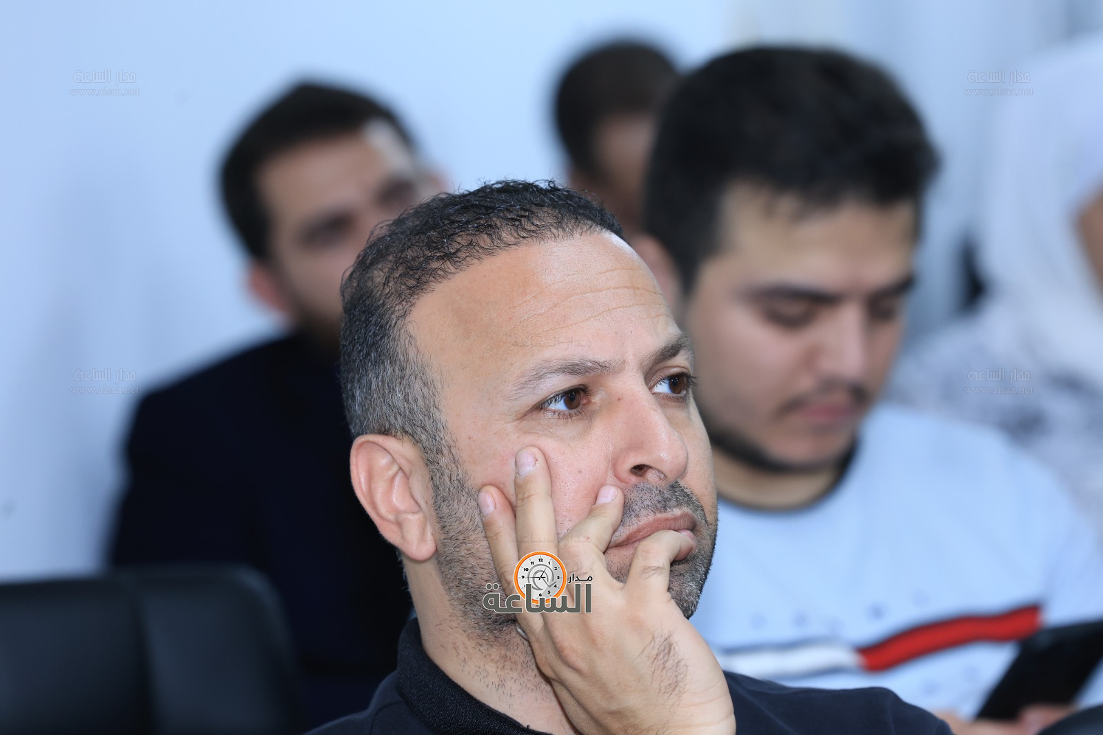 Madar Al-Saa Images 0.03656122887559676