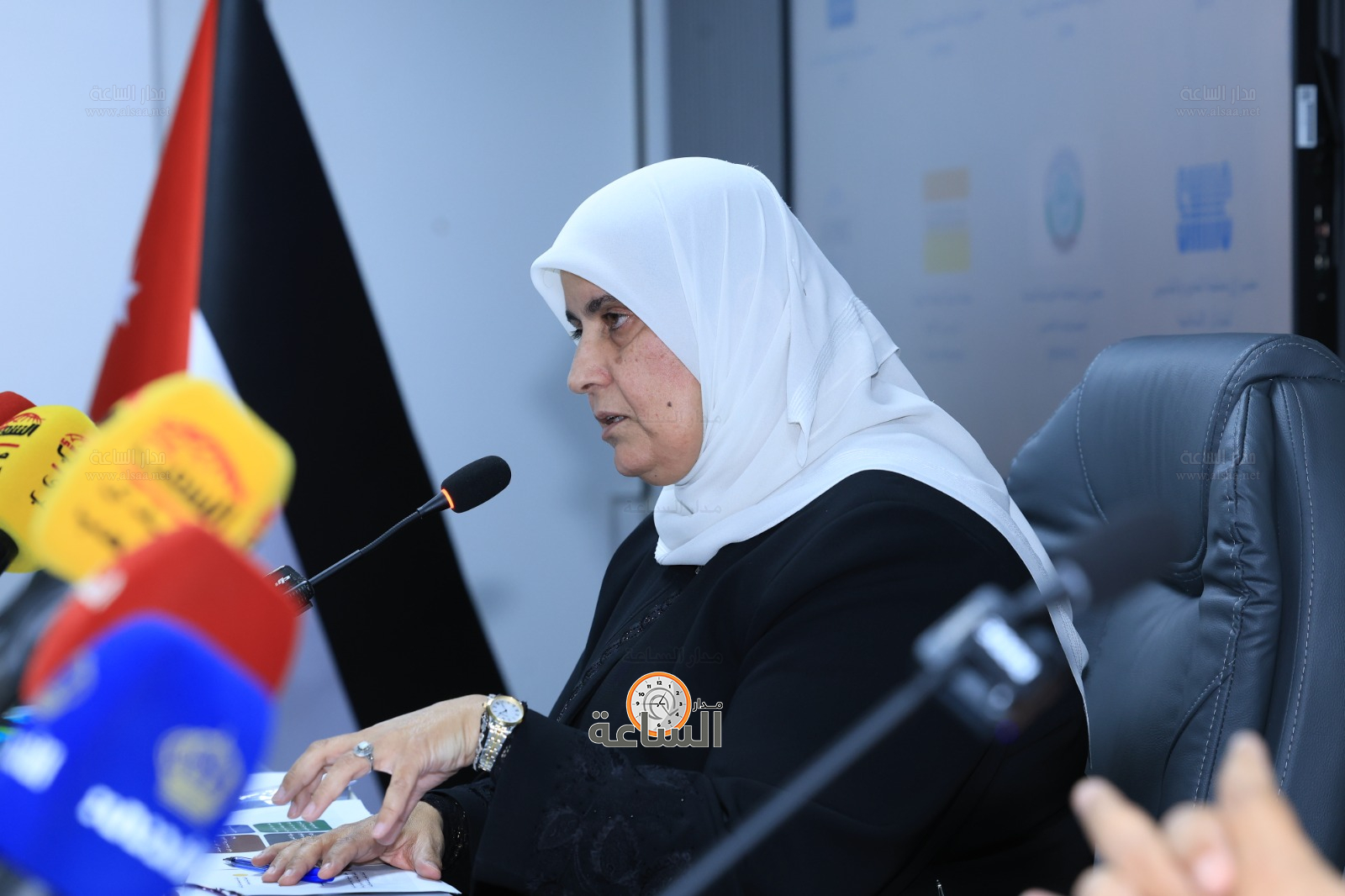 Madar Al-Saa Images 0.9612382802027214