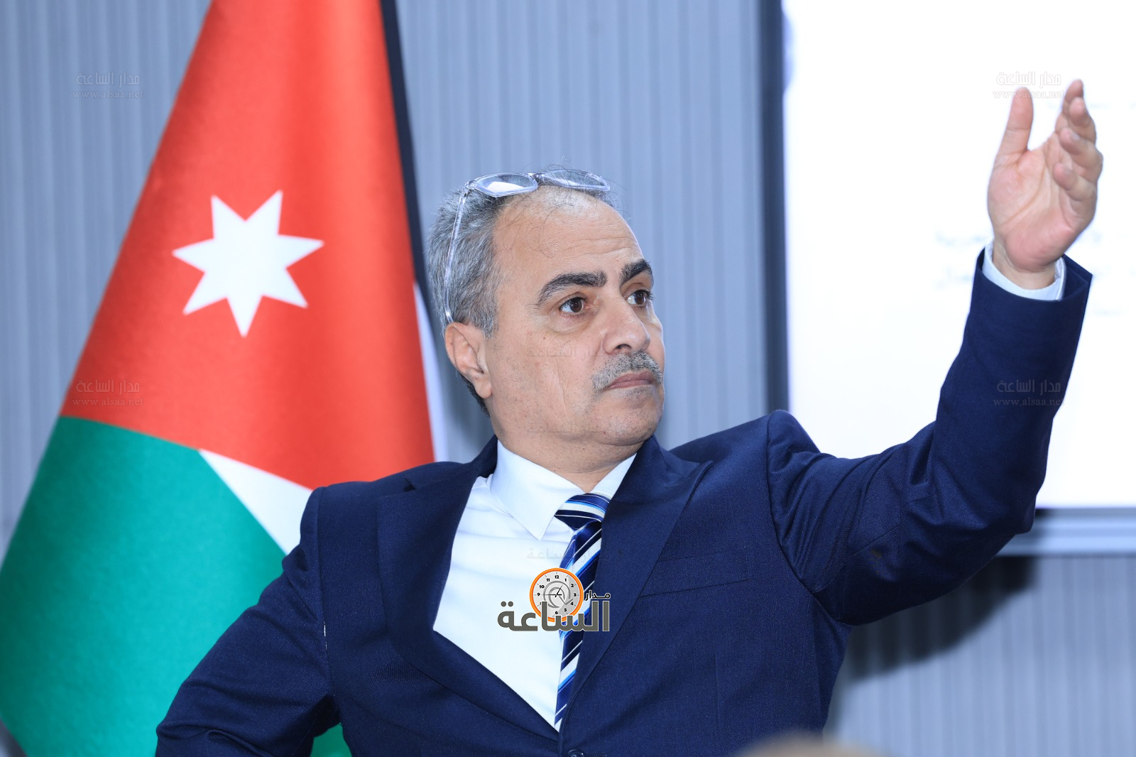 Madar Al-Saa Images 0.7817548852530468