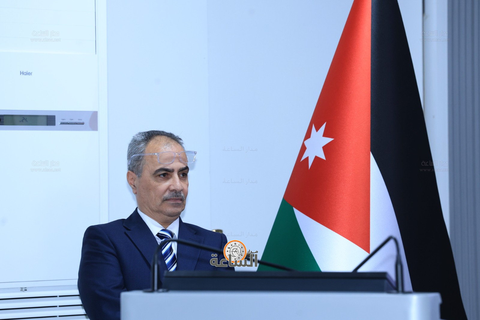 Madar Al-Saa Images 0.7142697635219136