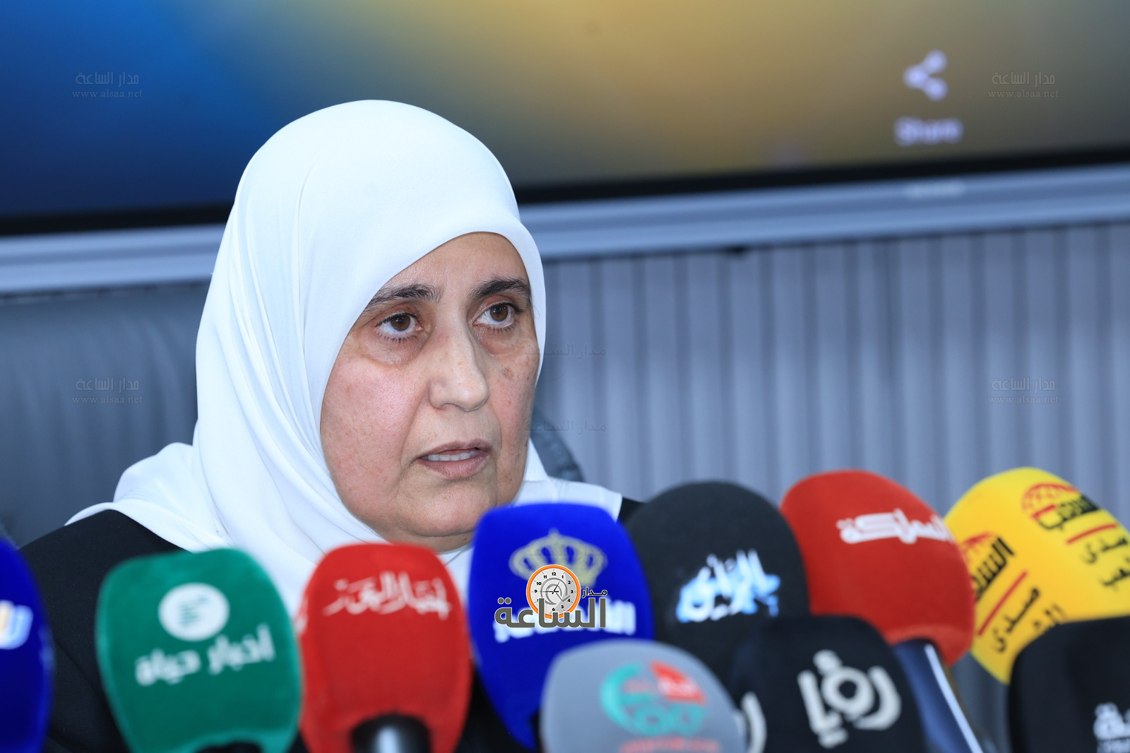 Madar Al-Saa Images 0.9184831587323816