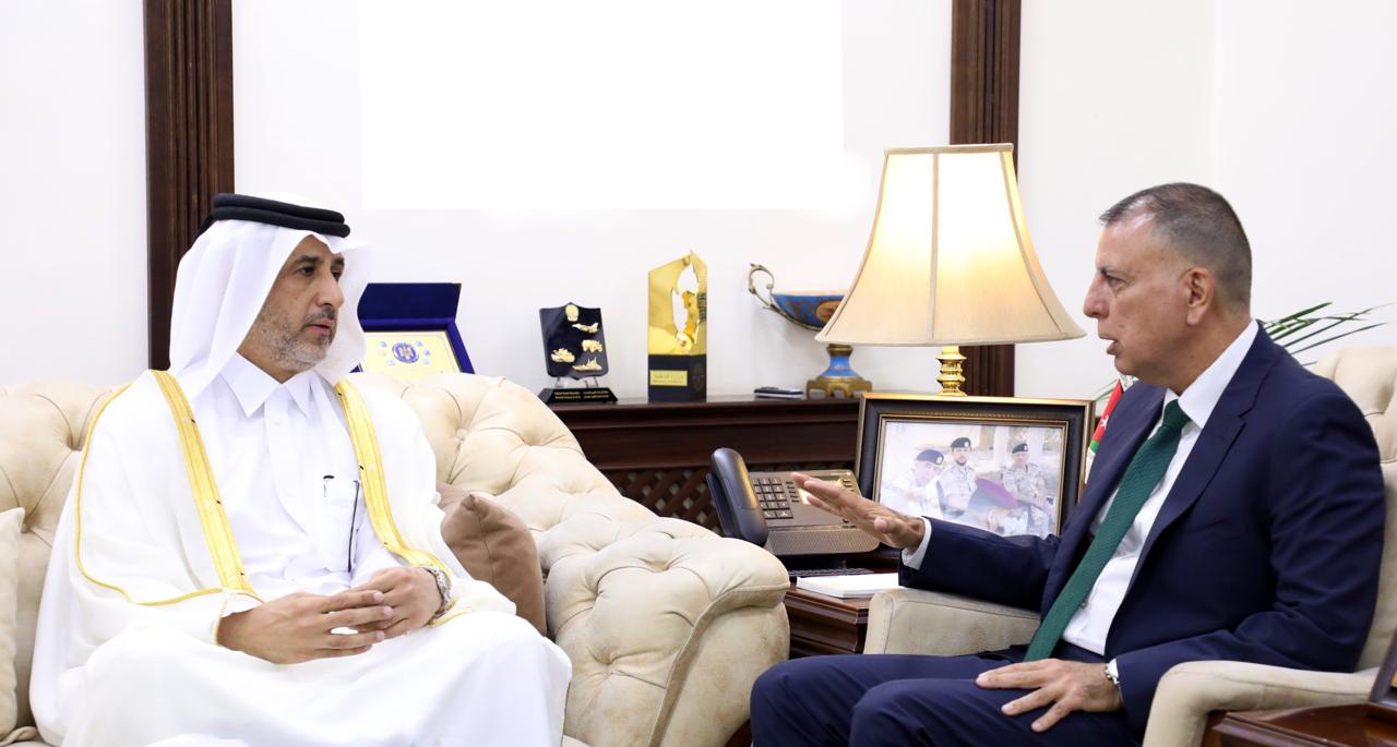 Madar Al-Saa Images 0.4676109067476213