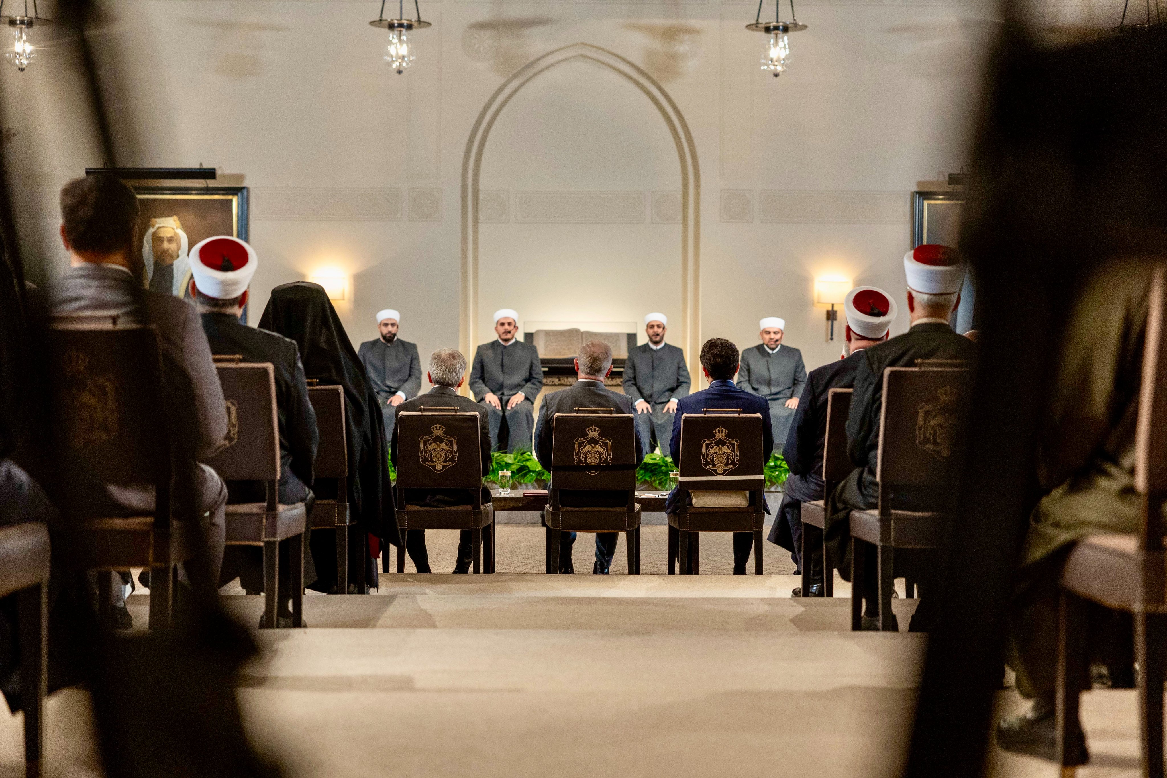 Madar Al-Saa Images 0.7818577146785972