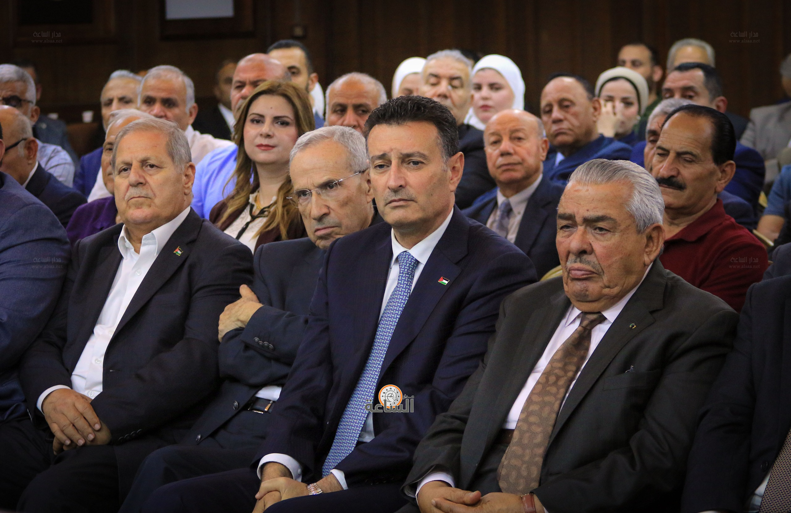 Madar Al-Saa Images 0.40178071715244257